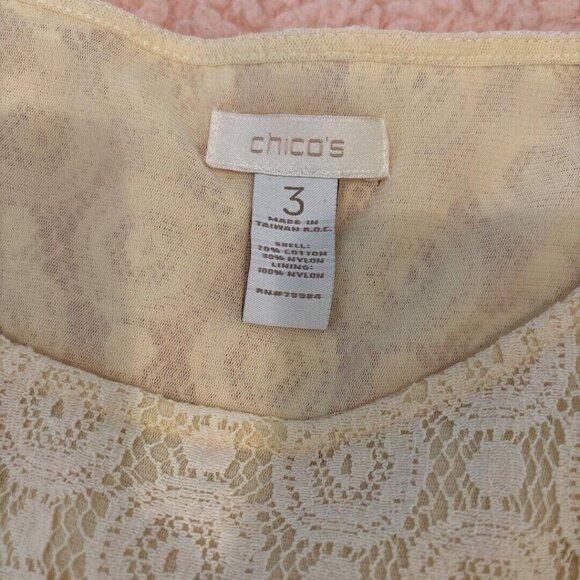 Chico’s Ivory Short Sleeve Top Size 3, Lace Overlay - Picture 3 of 3